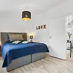4 Bedroom Lovely In Ferienhaus